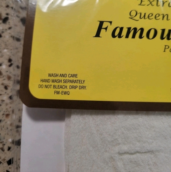 Vtg Pantyhose Queen Plus Size 5X-6X Fits 5'3-5'9 200-300lbs Sheer Off White NOS - Picture 4 of 6